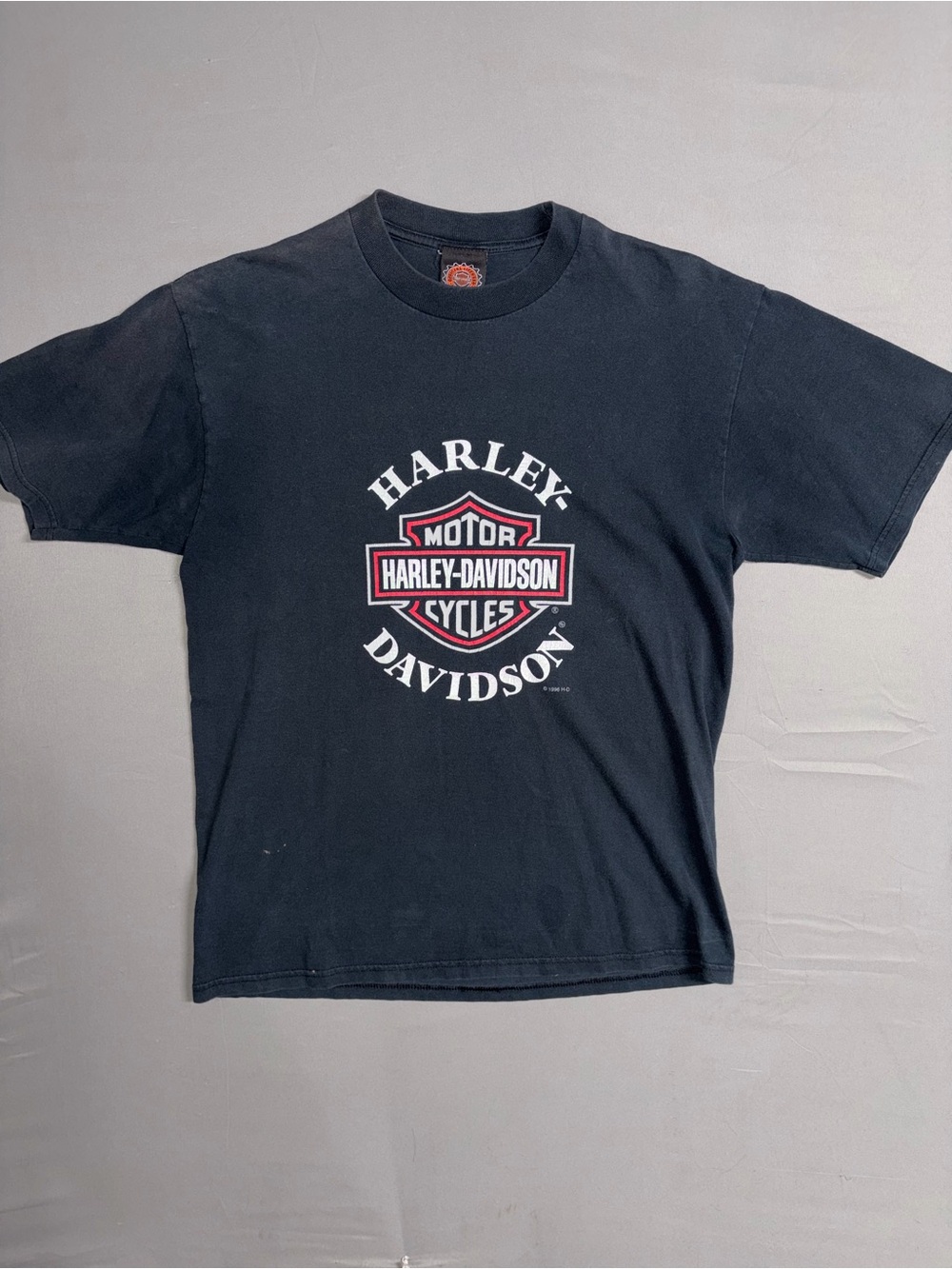 Vintage 1996 Harley-Davidson Men's Black Logo Tee